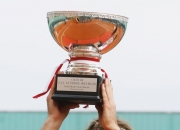 开云sport-蒙特卡洛大师赛碾压拉沃尔杯，西西帕斯统治全场