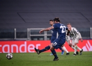 开云体育在线-罗马力克波尔图，成功晋级八强