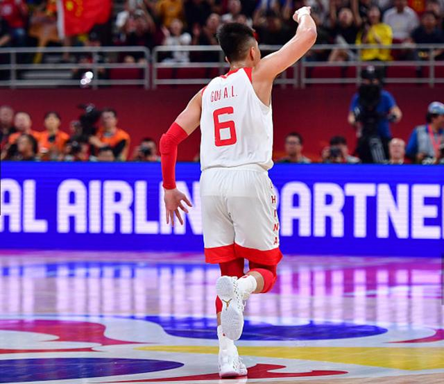 重庆男篮豪取胜利,狂飙猛进突破壁垒的简单介绍 重庆男篮豪取胜利,狂飙猛进突破壁垒的简单介绍