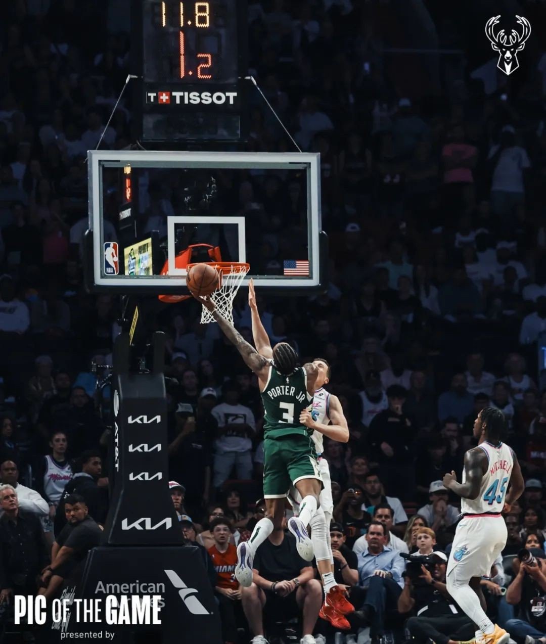 雄鹿锋线连环进攻,胜出灰熊冲击总冠军的简单介绍 雄鹿锋线连环进攻,胜出灰熊冲击总冠军的简单介绍