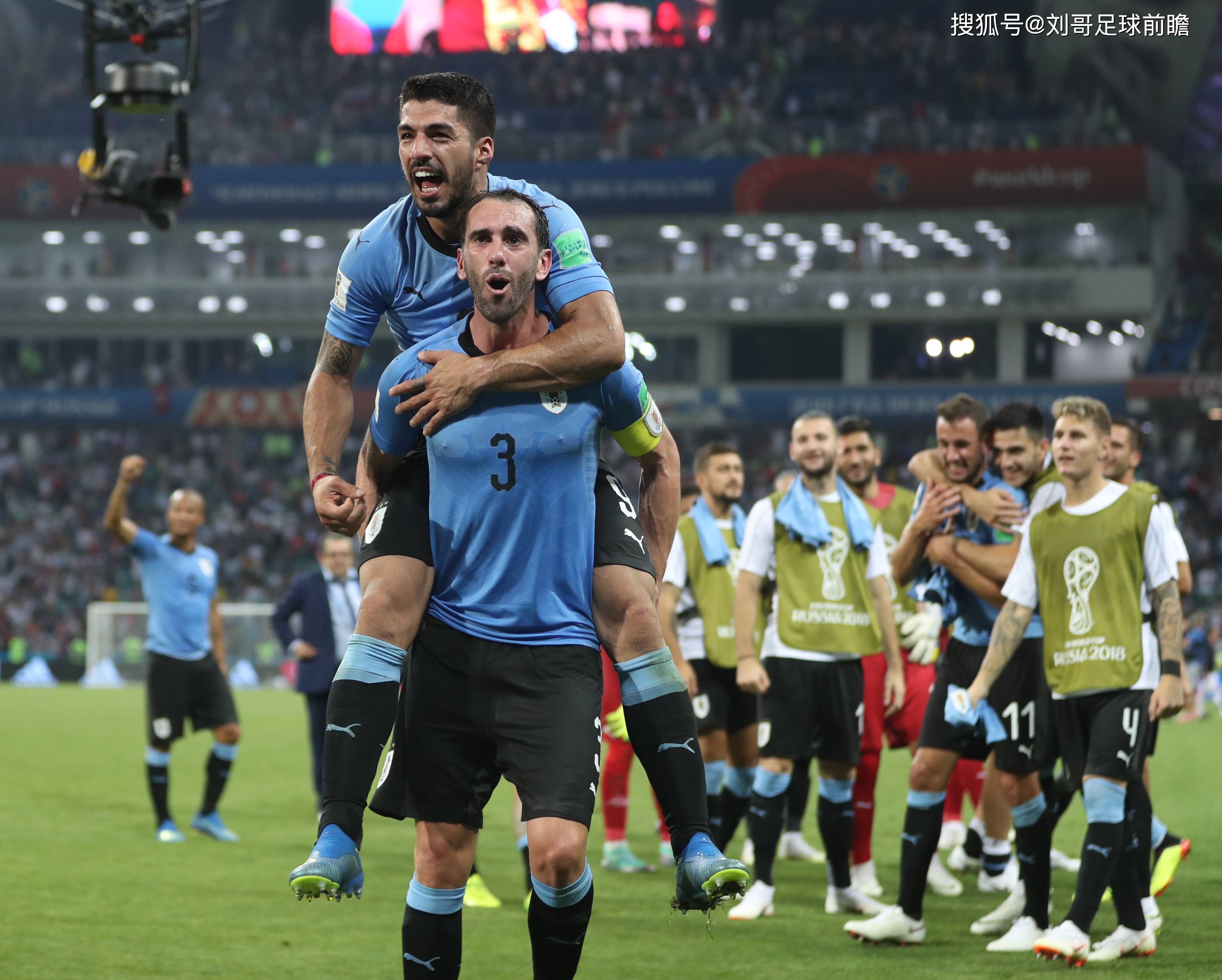 阿根廷队逼平乌拉圭，比利时队力克瑞典晋级的简单介绍