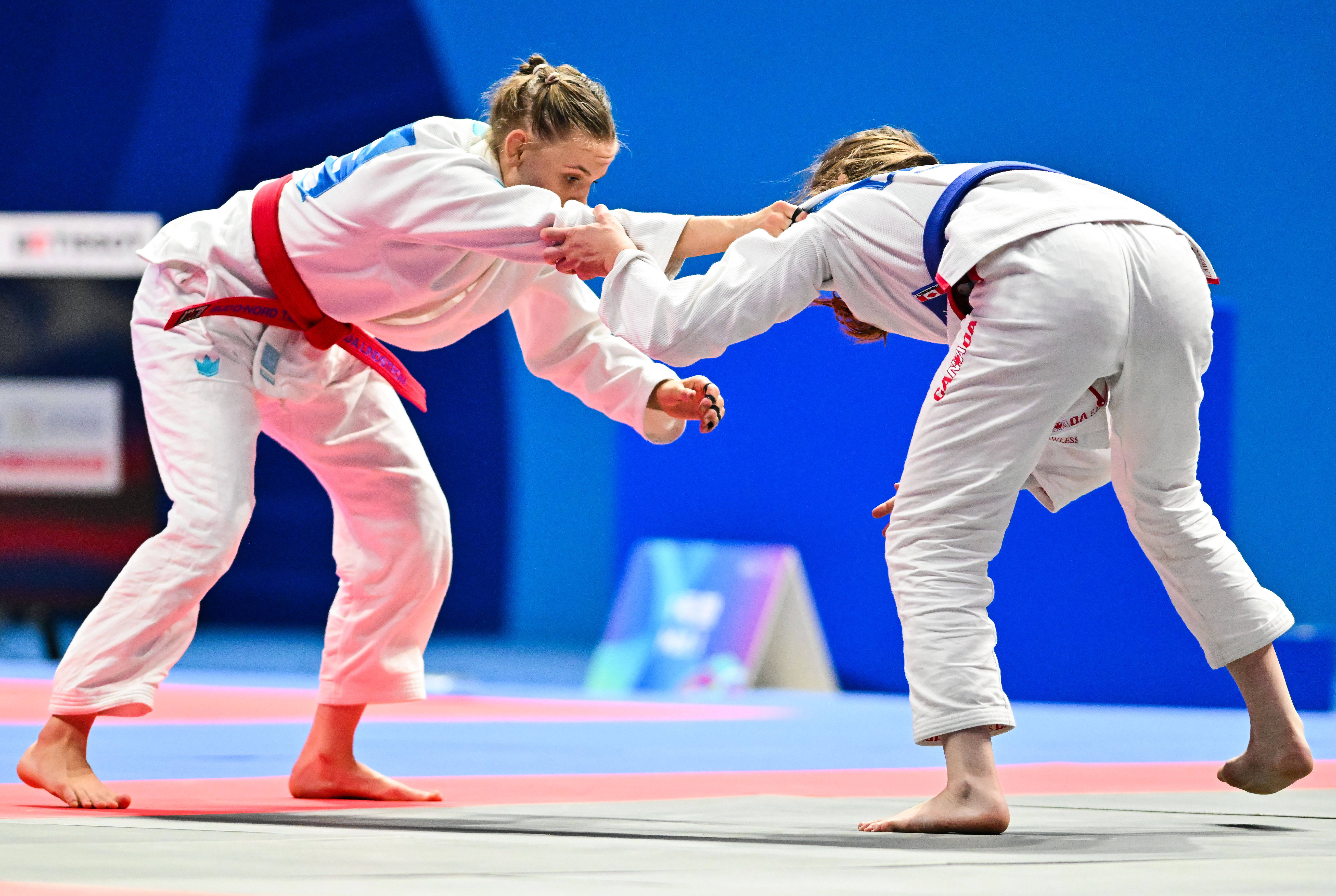 瑞典击剑选手奋力拼搏,霸气夺得个人赛金牌! 瑞典击剑选手奋力拼搏,霸气夺得个人赛金牌!