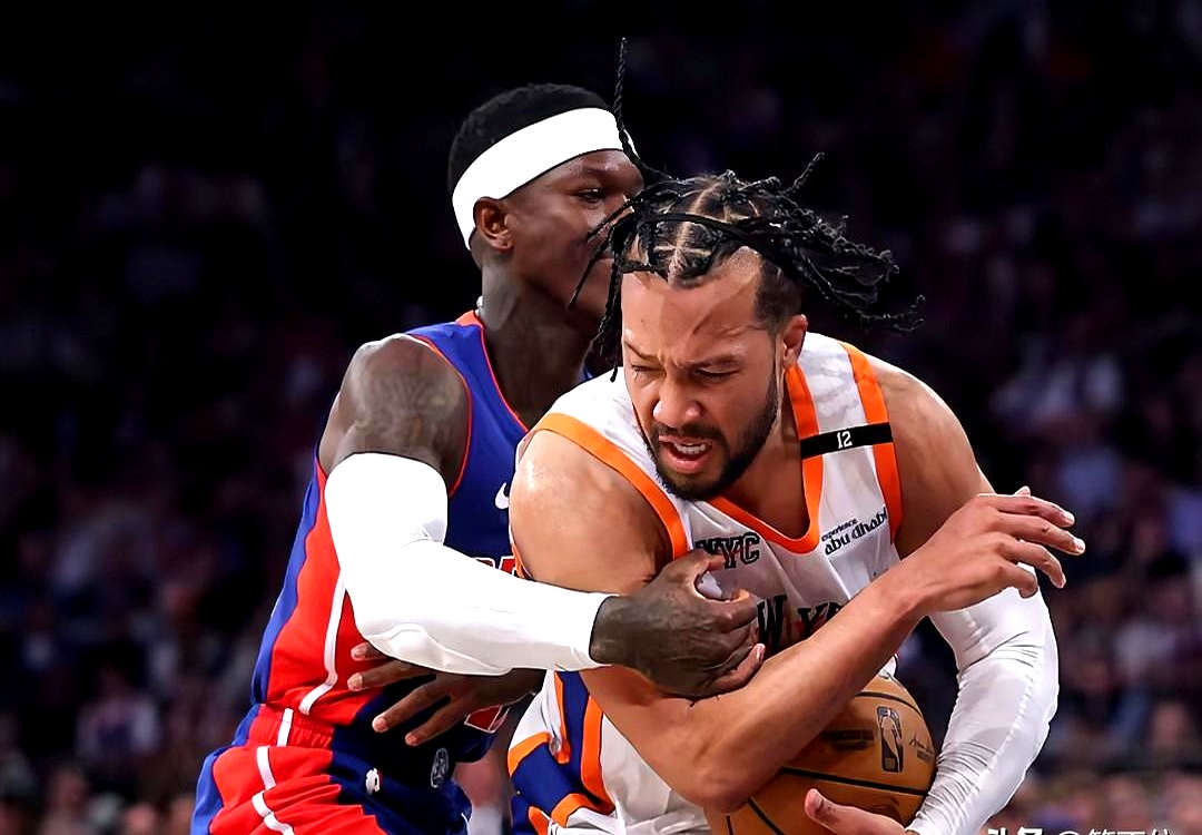 活塞后卫底角射中绝杀,惊险获胜 活塞后卫底角射中绝杀,惊险获胜