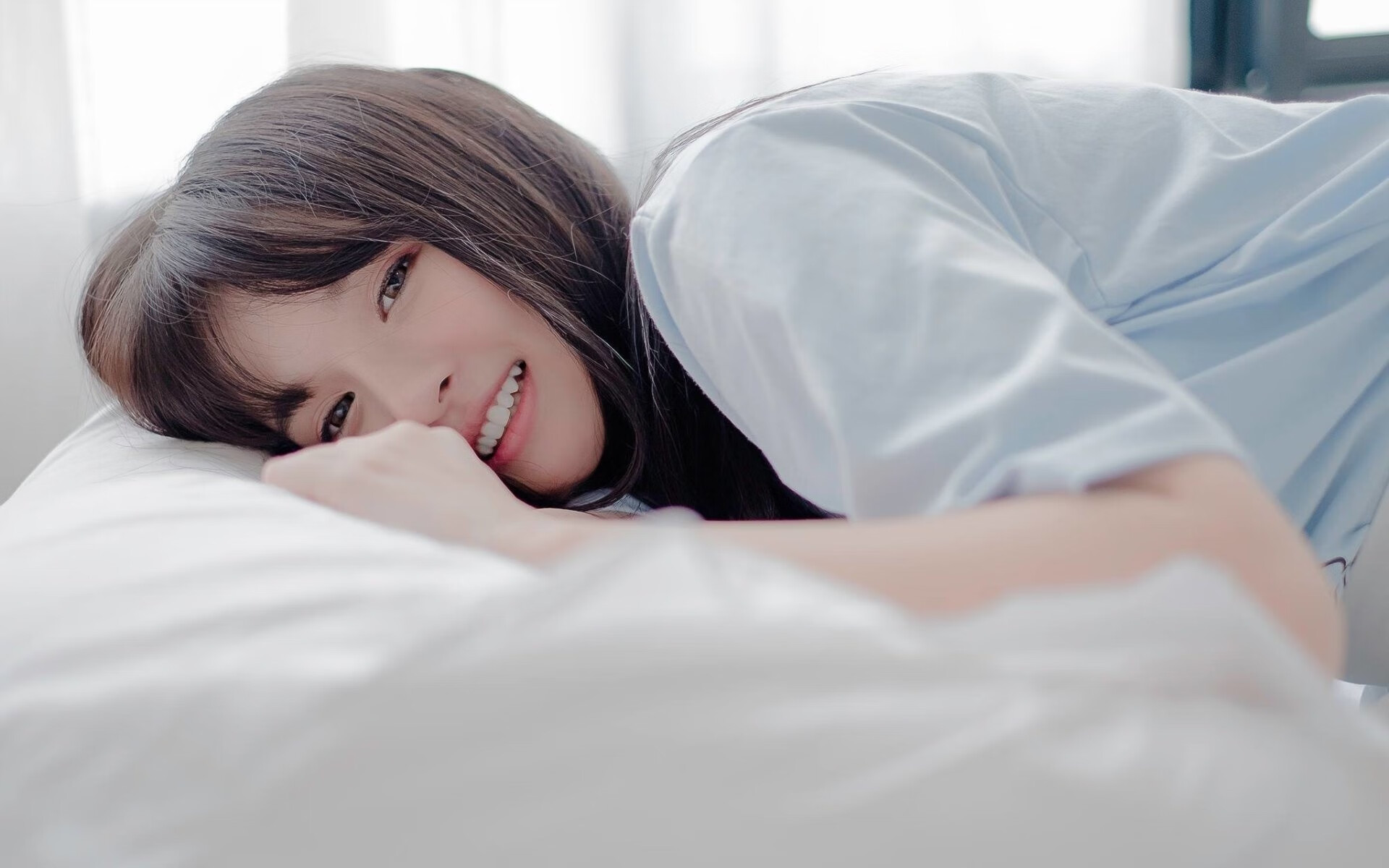 当安菲尔德引擎轰鸣,足球与F1的多维宇宙接管战