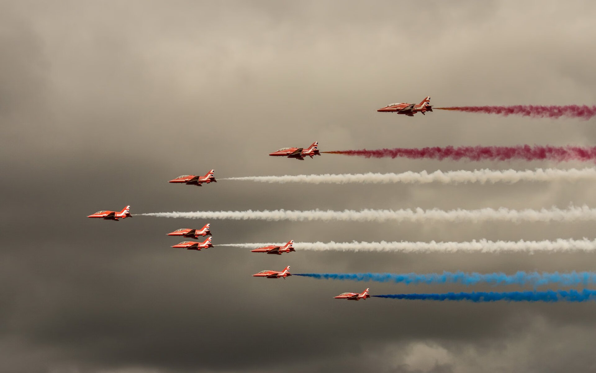 铁幕下的绿茵舞台，曼城战术封锁与摩洛哥球员的双重对决