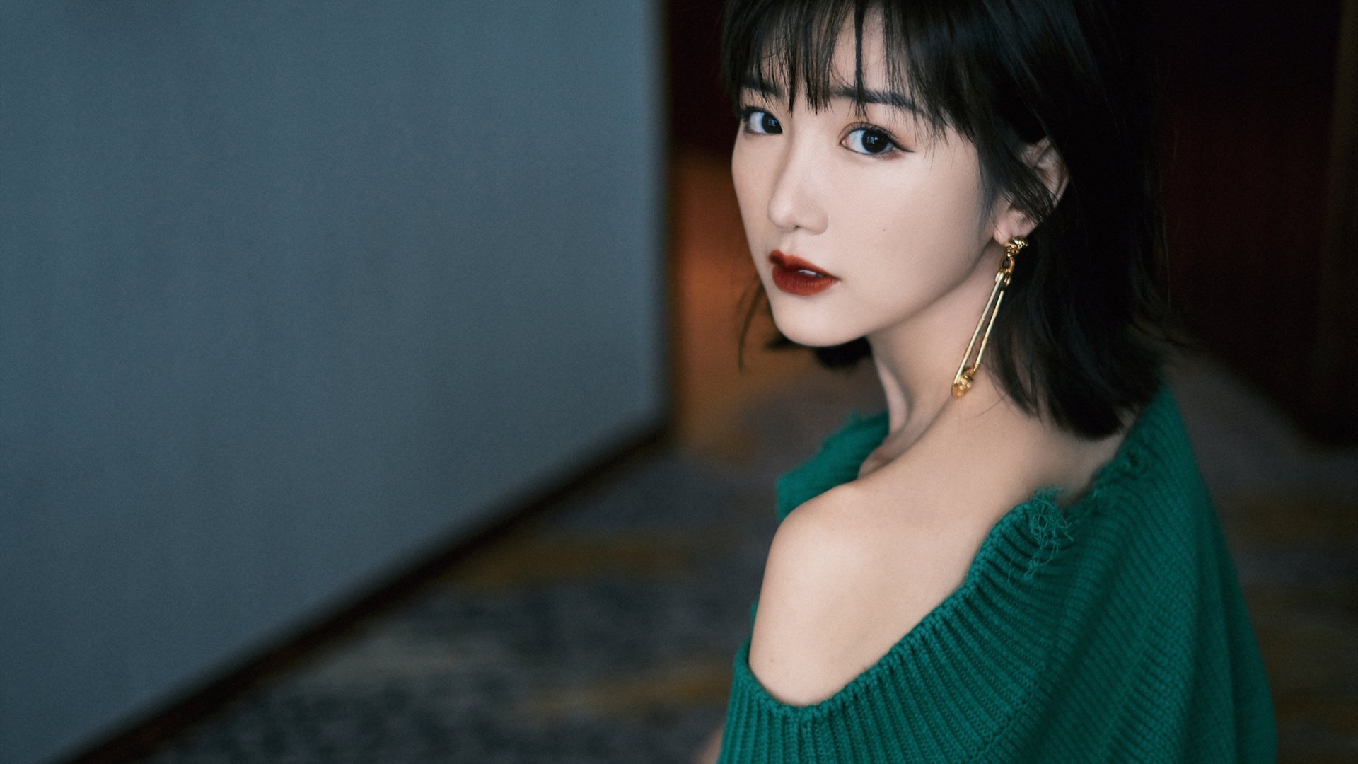 绝命枪声刺穿布鲁克林,利拉德冰冷三分书写马刺晋级史诗