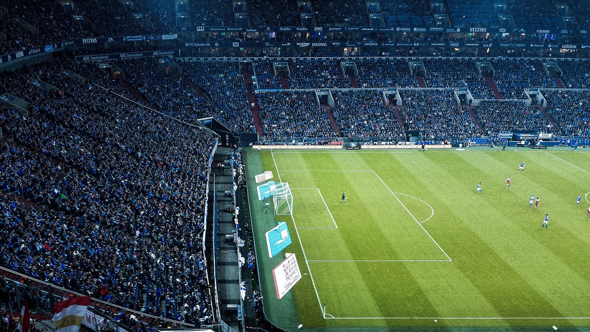 皮克接管比赛，当希腊防线遇上比利时，一个中卫的终极狂想曲